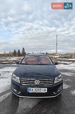 Універсал Volkswagen Passat 2013 в Новій Ушиці