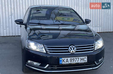 Седан Volkswagen Passat 2014 в Києві