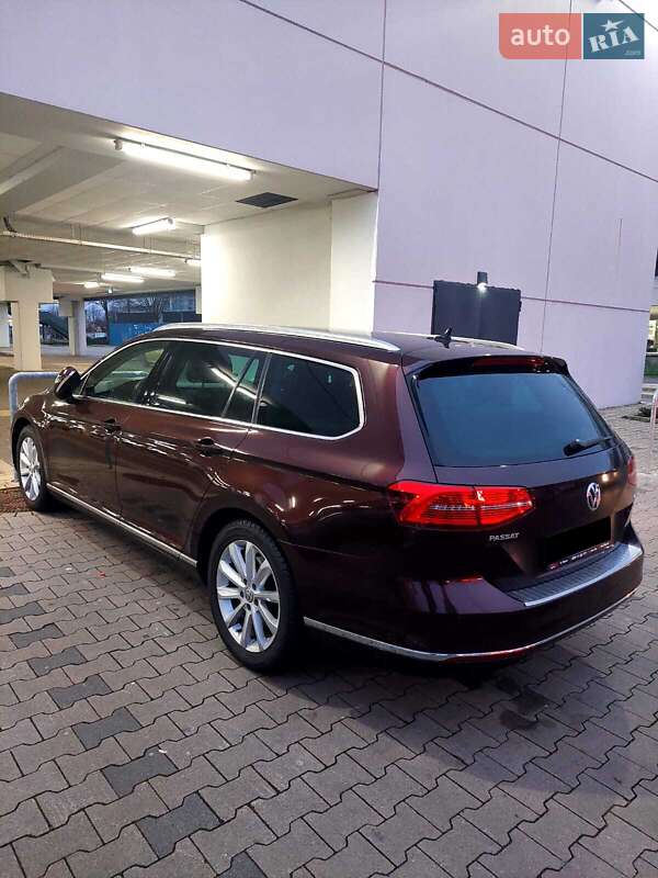 Універсал Volkswagen Passat 2017 в Луцьку