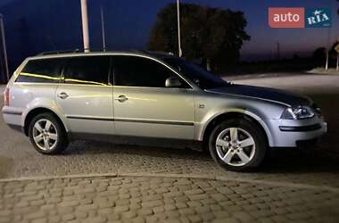 Універсал Volkswagen Passat 2001 в Володимирі