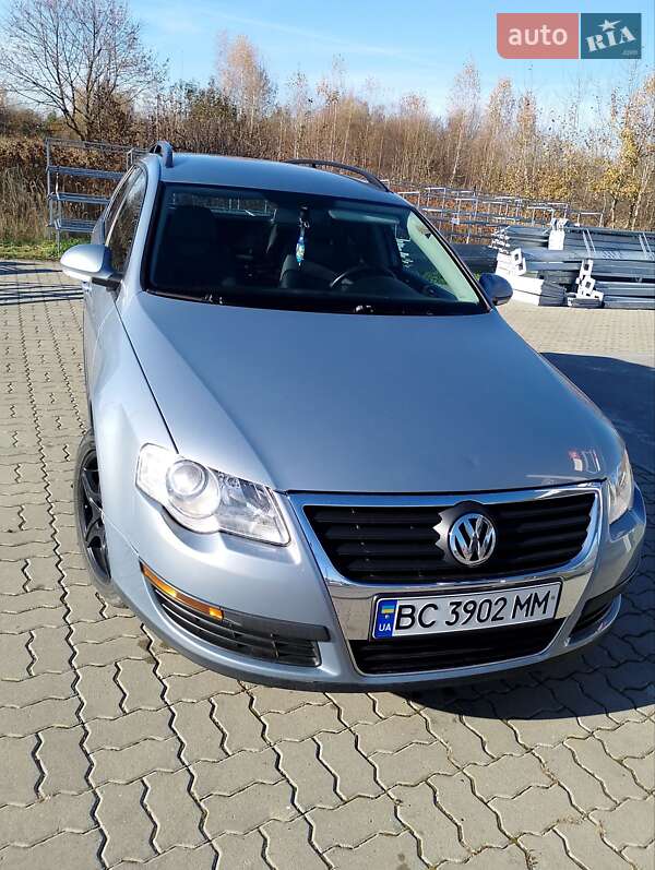 Універсал Volkswagen Passat 2009 в Стрию