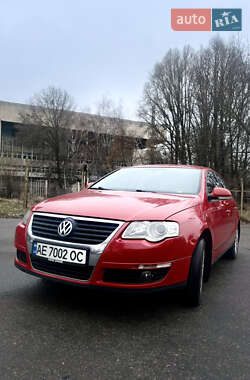 Седан Volkswagen Passat 2007 в Дніпрі