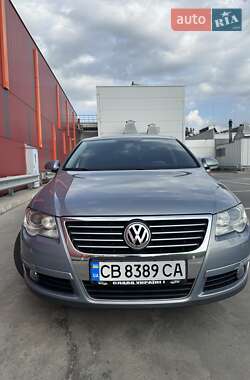 Седан Volkswagen Passat 2010 в Києві