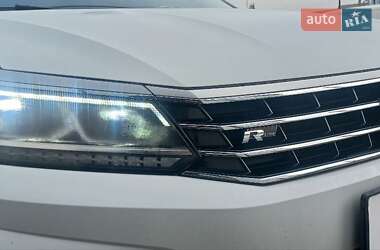 Седан Volkswagen Passat 2017 в Черкасах