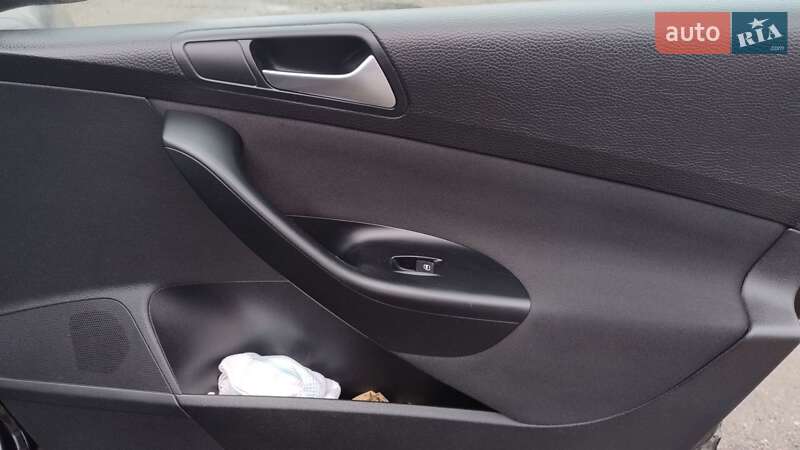 Универсал Volkswagen Passat 2010 в Днепре фото 11 Универсал Volkswagen Passat 2010 в Днепре