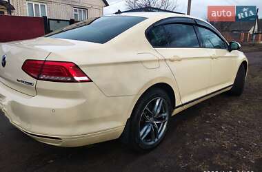 Седан Volkswagen Passat 2015 в Носовке