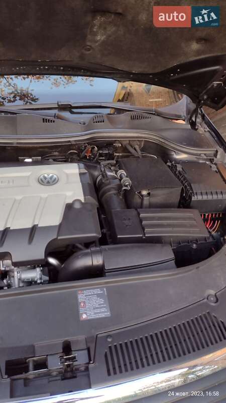 Універсал Volkswagen Passat 2008 в Вінниці