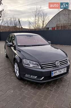 Седан Volkswagen Passat 2012 в Хорошеві