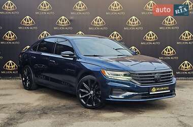 Седан Volkswagen Passat 2019 в Києві