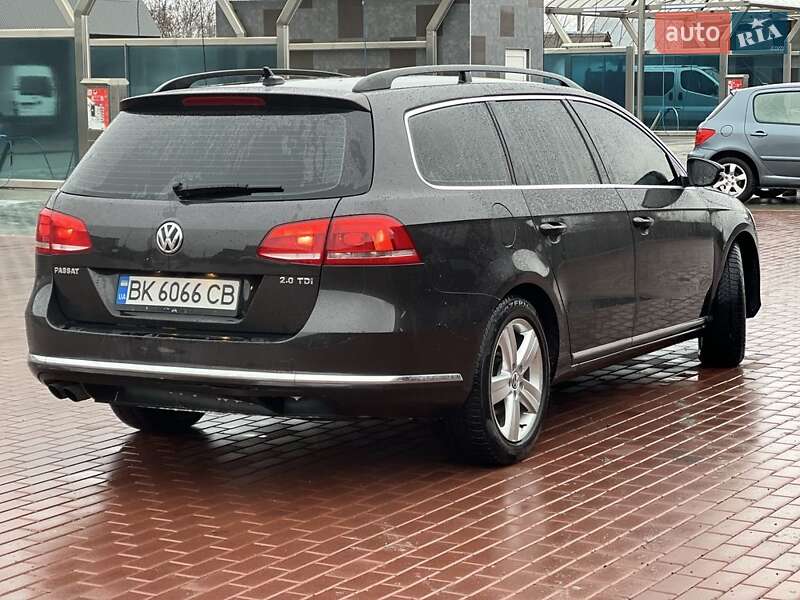 Универсал Volkswagen Passat 2011 в Сарнах