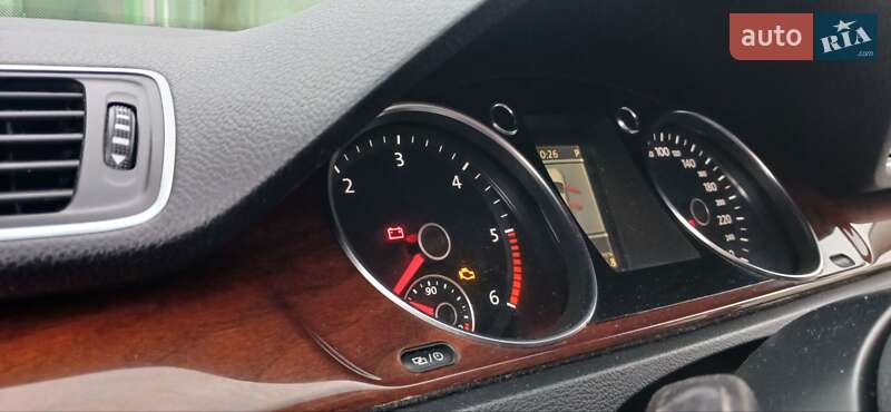 Универсал Volkswagen Passat 2013 в Старом Самборе