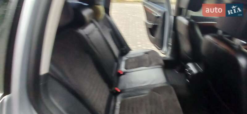 Универсал Volkswagen Passat 2013 в Старом Самборе