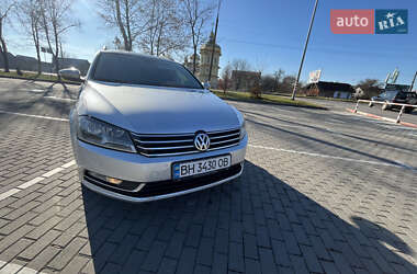 Універсал Volkswagen Passat 2014 в Коломиї