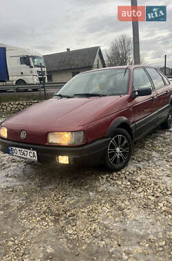 Седан Volkswagen Passat 1990 в Тернополі