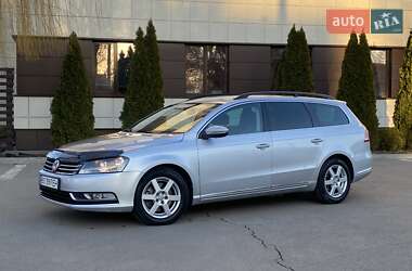 Универсал Volkswagen Passat 2012 в Днепре