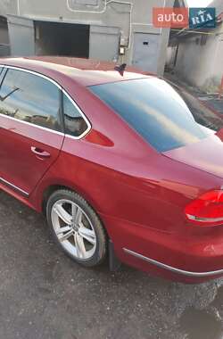 Седан Volkswagen Passat 2014 в Жашкове