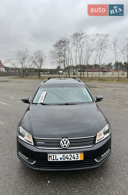 Универсал Volkswagen Passat 2012 в Киеве