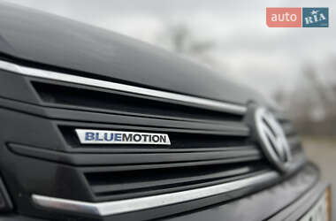 Универсал Volkswagen Passat 2012 в Киеве