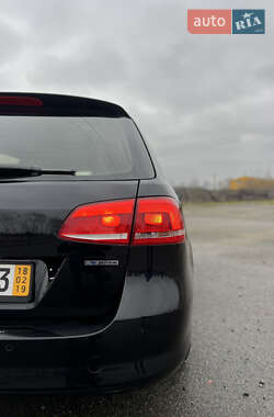 Универсал Volkswagen Passat 2012 в Киеве