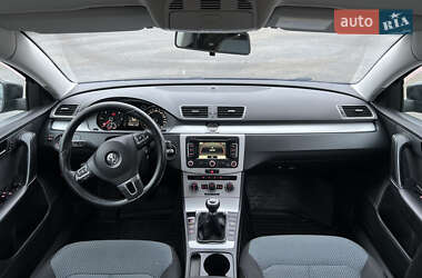 Универсал Volkswagen Passat 2012 в Киеве