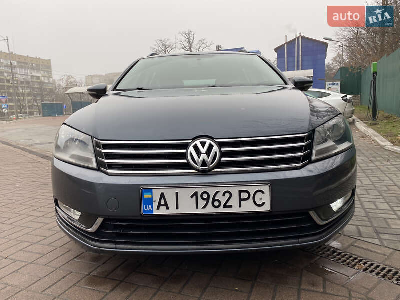 Універсал Volkswagen Passat 2011 в Києві