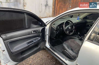 Універсал Volkswagen Passat 1999 в 