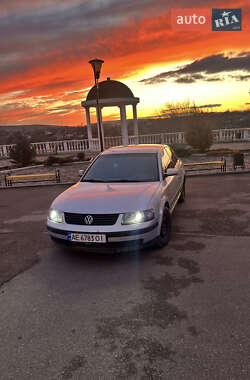 Седан Volkswagen Passat 1997 в Кривому Розі