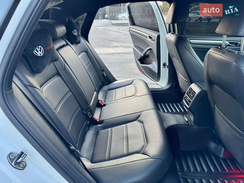 Седан Volkswagen Passat 2018 в Пирятине