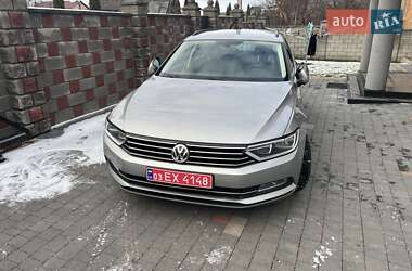 Універсал Volkswagen Passat 2015 в Рівному