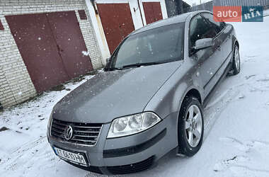 Седан Volkswagen Passat 2003 в Стрию