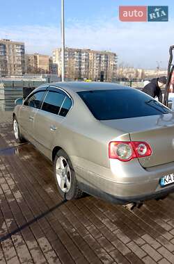 Седан Volkswagen Passat 2007 в Кривом Роге