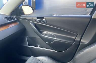 Седан Volkswagen Passat 2009 в Києві