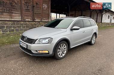 Універсал Volkswagen Passat 2014 в Бердичеві