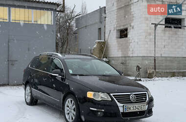 Універсал Volkswagen Passat 2007 в Рівному