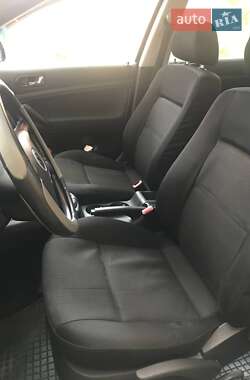 Универсал Volkswagen Passat 2001 в 
