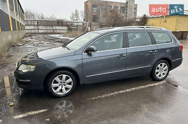 Универсал Volkswagen Passat 2010 в 