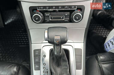 Универсал Volkswagen Passat 2010 в 