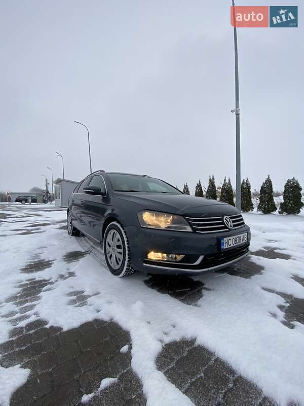 Універсал Volkswagen Passat 2011 в Городку