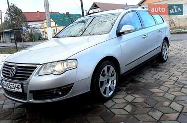 Универсал Volkswagen Passat 2006 в Мукачево