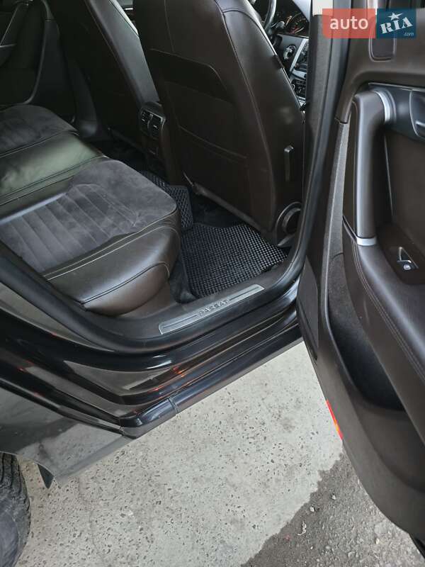 Седан Volkswagen Passat 2011 в Виноградове