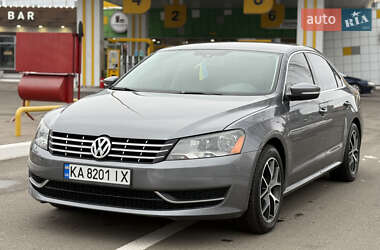 Седан Volkswagen Passat 2015 в Києві