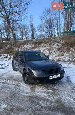 Седан Volkswagen Passat 2002 в Хмельницькому