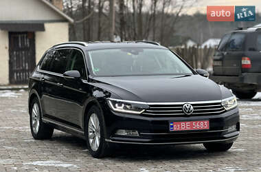 Універсал Volkswagen Passat 2015 в Луцьку