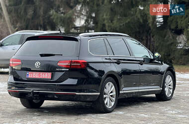 Універсал Volkswagen Passat 2015 в Луцьку