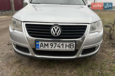 Універсал Volkswagen Passat 2010 в Києві