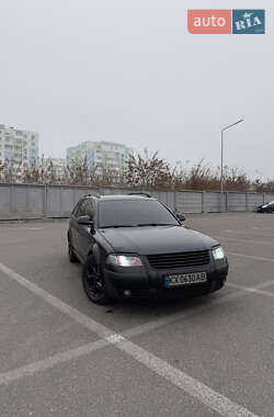 Универсал Volkswagen Passat 2002 в Харькове