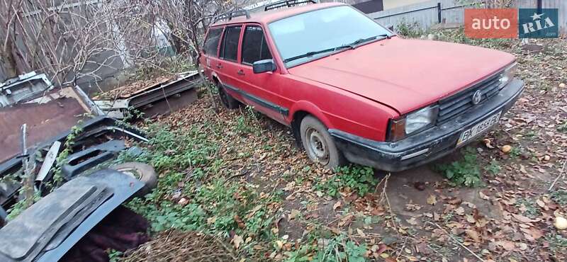 Универсал Volkswagen Passat 1987 в Ярмолинцах