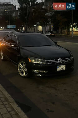 Седан Volkswagen Passat 2014 в Кривом Роге