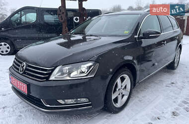 Универсал Volkswagen Passat 2014 в Ровно