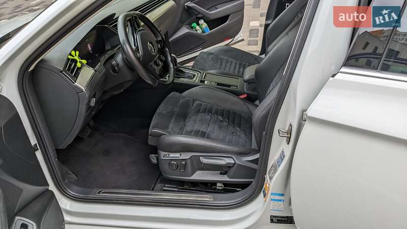 Универсал Volkswagen Passat 2017 в Ирпене